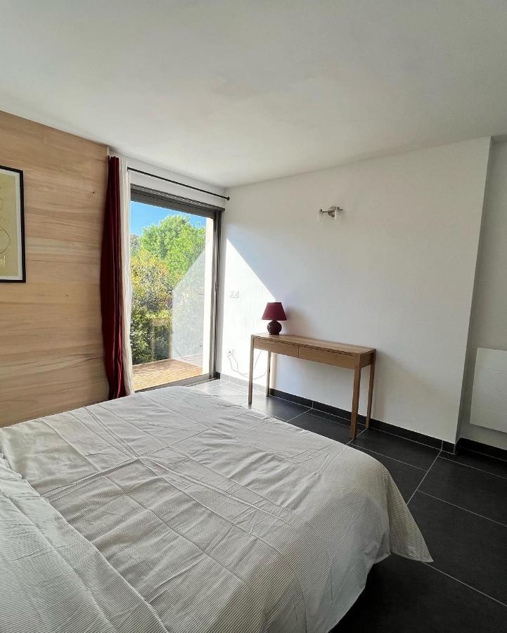 Le Cube Des Garrigues Villa Vallerargues Exterior photo